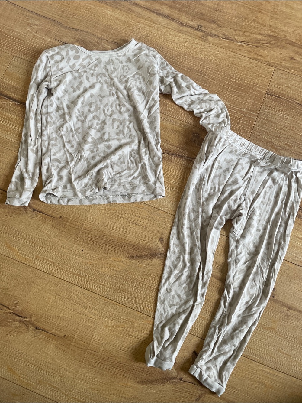 Kids Cream Leopard-Print Pajama Set
